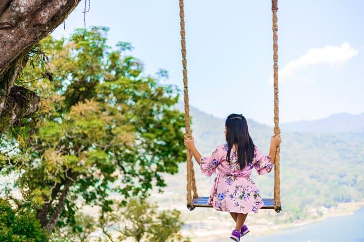 Bali Instagram Tour: Handara Gate, Banyumala Falls & Ulun Danu Beratan in a Day photo 3