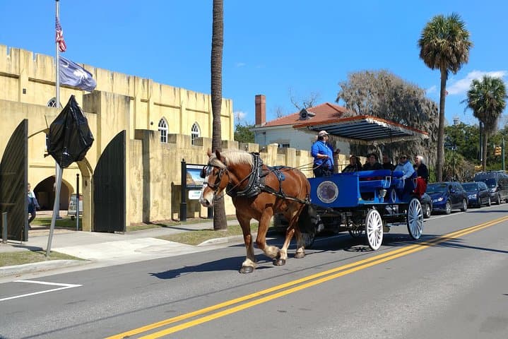 Beaufort Horse-Drawn Carriage Tour — Old Beaufort Historic District photo 4