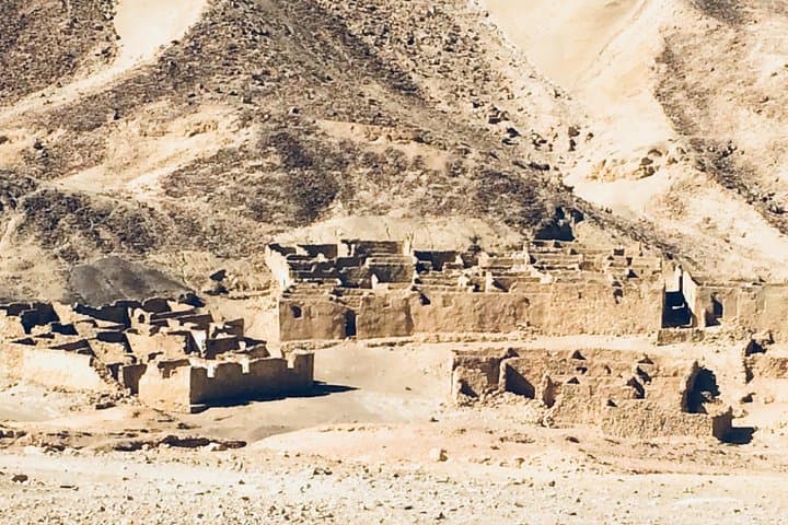 Exploring Safaga's Ghost Village: Abandoned Phosphate Town Near Hurghada