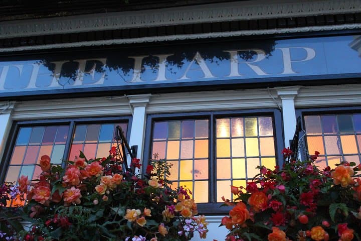 Private Pub Tour of Central London: Historic Pubs & Guided Tasting photo 4