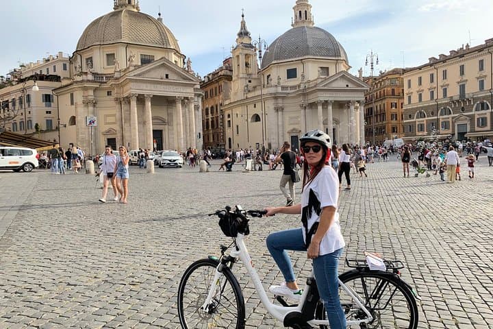 Electric Bike Tour of Villa Borghese and Central Rome (3-hour) photo 2
