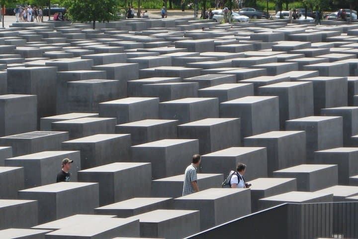 Private 3-Hour Walking Tour of Berlin — Highlights, Reichstag & Practical Tips photo 5