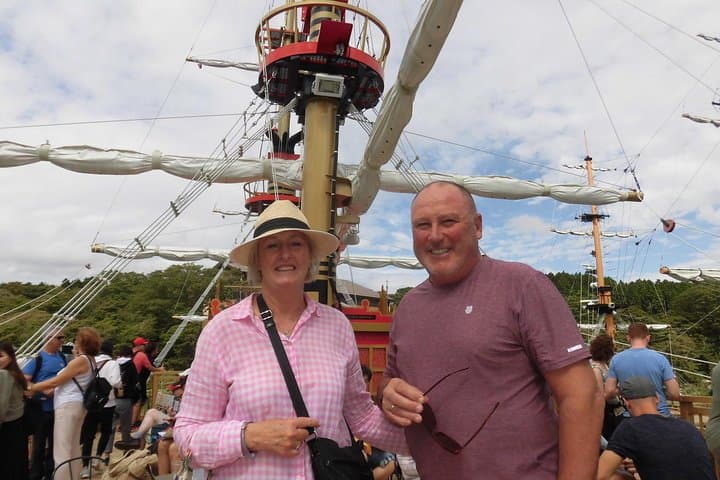 Hakone Full-Day Private Tour: Ropeway, Owakudani & Lake Ashi Cruise photo 3