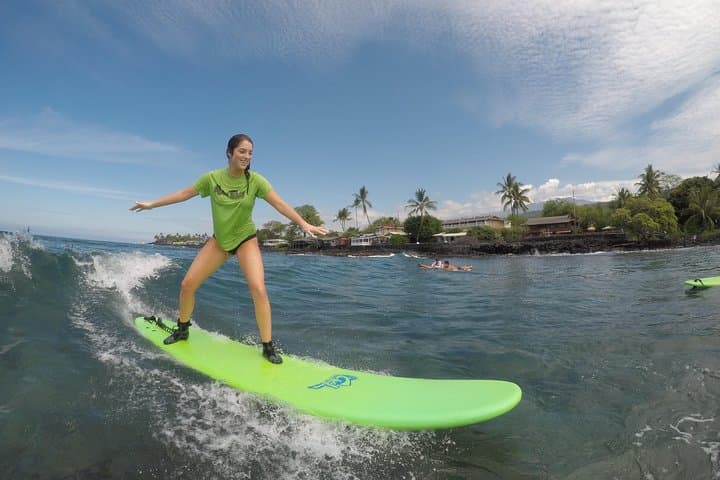 Kahalu'u Surf Lessons: Learn to Surf with Kona's Pros photo 5