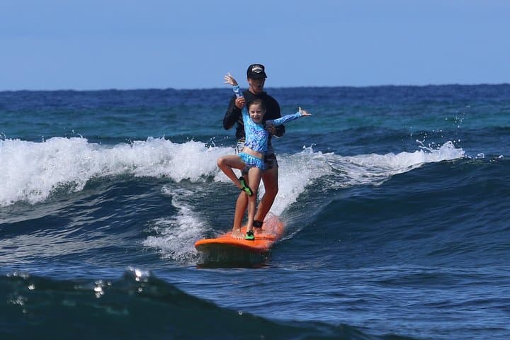 Private Surf Experience at Kahalu'u Beach Park — Learn on Kona's Gentle Reef Breaks