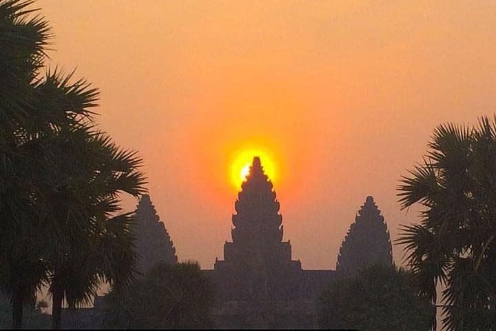 3-Day Private Angkor Tour: Sunrise at Angkor Wat, Ta Prohm & Beng Mealea photo 3