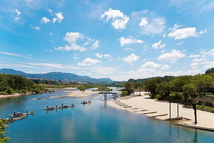 3-Day Mount Wuyi Private Tour — Jiuqu Bamboo Rafting, Da Hong Pao & Peak Hikes