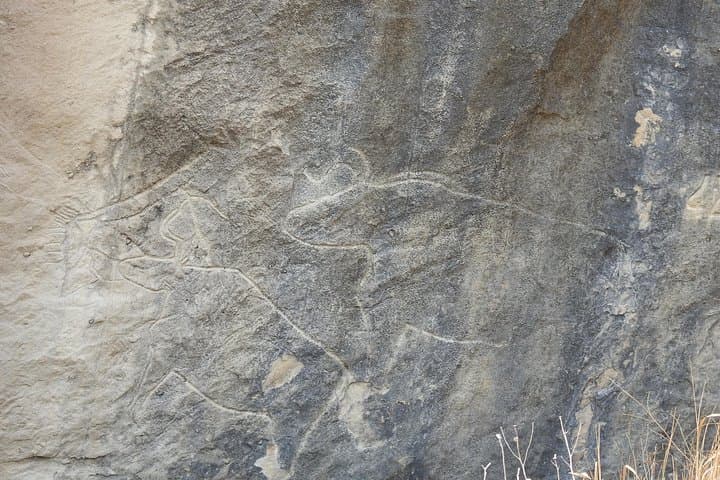 Gobustan & Absheron: Mud Volcanoes, Ateshgah and Burning Mountain Day Tour from Baku photo 5