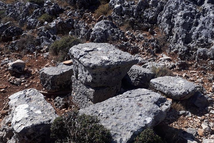 Zourva to Tromarissa Hike — Crete Ridge Walk to a Year-Round Spring photo 6