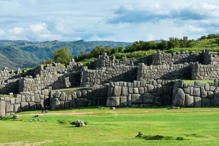 Cusco Magic: 7-Day Private Adventure to Machu Picchu, Rainbow Mountain & Humantay Lake photo 5