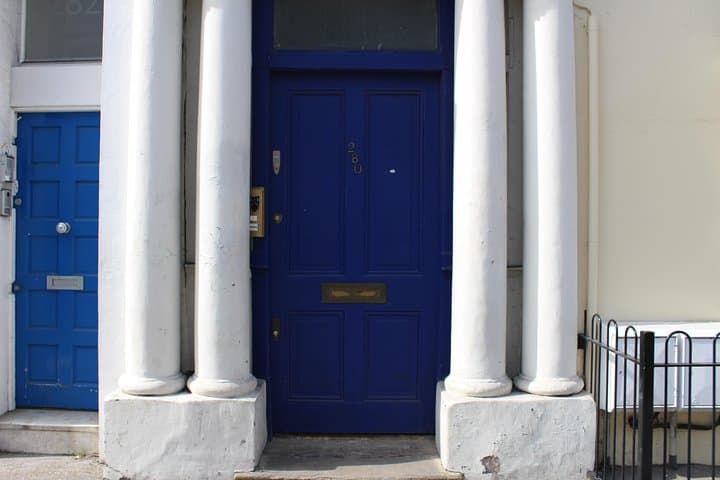 Notting Hill Walking Tour: Portobello Market, Film Locations & Local Stories photo 5