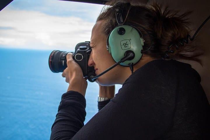 Private All-Window Helicopter Tour of the Kona Coast — 30-Minute Flight photo 2