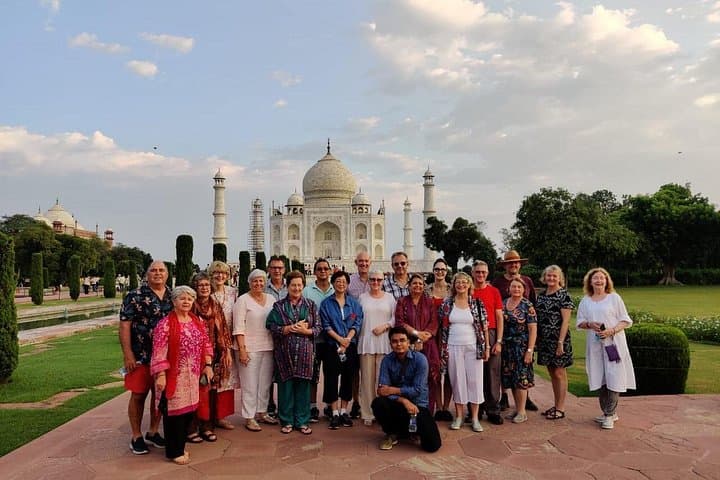 Taj Mahal by Train From Delhi: Gatimaan Express Full-Day Agra Tour photo 3