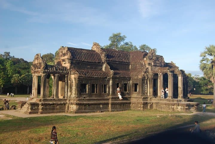 Two-Day Angkor Temples and Kulen Mountain Waterfall Adventure photo 3