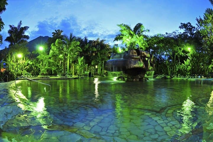 Arenal Volcano & Baldi Hot Springs: 2-Day Adventure from San José photo 4