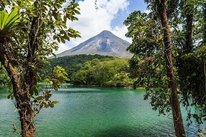 Arenal Volcano & Tabacón: 2-Day Hot Springs Escape from San José photo 4