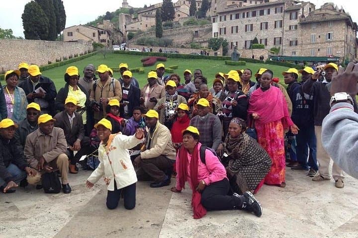 Assisi Private Walking Tour: St Francis, Giotto Frescoes & Medieval Piazza photo 3