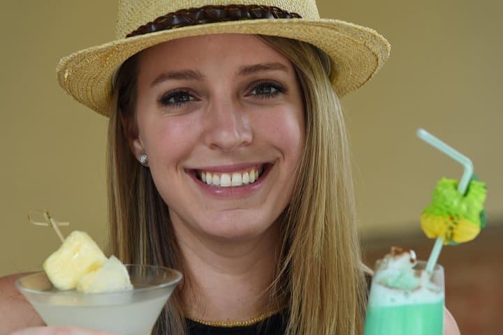 French Quarter Cocktail & Foodie Crawl: 3-Hour Small-Group Tasting Tour in New Orleans