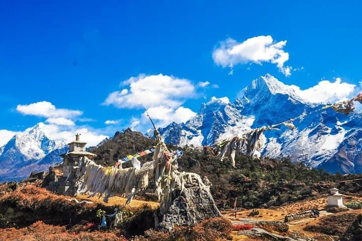 11-Day Short Everest Base Camp Trek with Helicopter to Kala Patthar photo 3