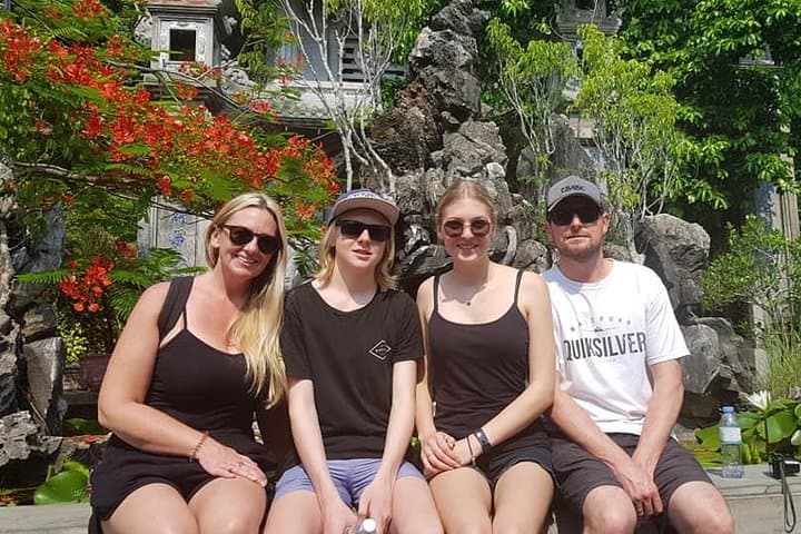 Marble Mountain and Hoi An Ancient Town: Sampan Ride, Lanterns & Cave History photo 2