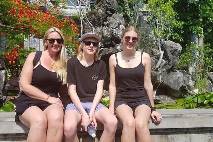 Marble Mountain and Hoi An Ancient Town: Sampan Ride, Lanterns & Cave History photo 3