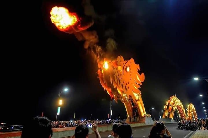 Da Nang Night Tour: Monkey Mountain, Marble Mountain & Dragon Bridge