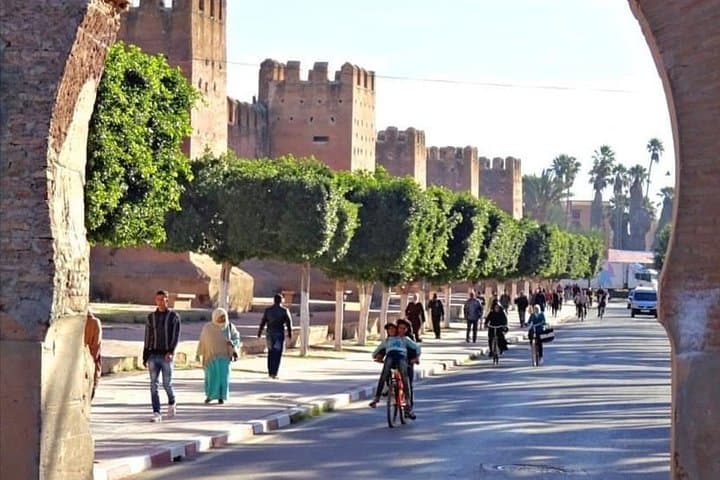 Taroudant & Tiout: Mini Marrakech Day Trip to Kasbahs and Oasis