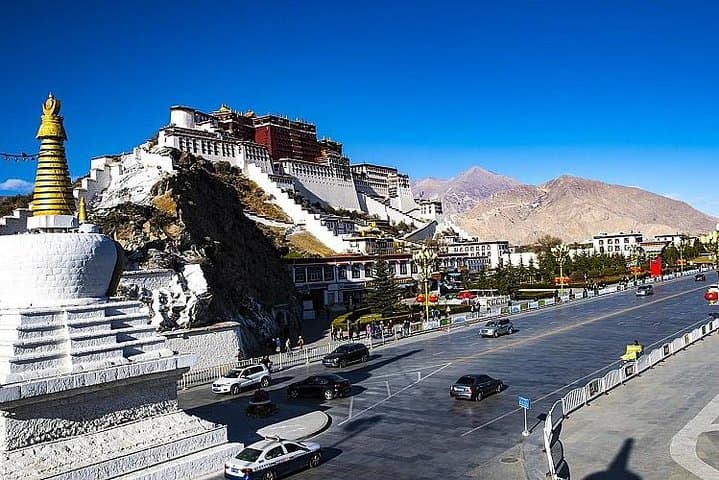 Tibet Panorama 11-Day: Lhasa, Nyingchi, Shigatse & Everest Base Camp