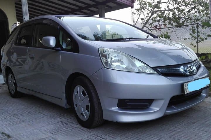 Private Air-Conditioned Car with English-Speaking Driver in Negombo — Flexible Daily Tours & Transfers photo 2