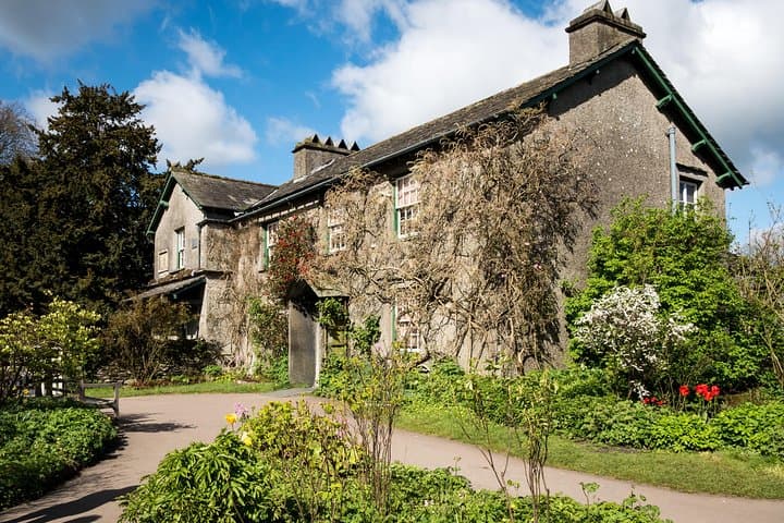 Explore Beatrix Potter's Lake District: Private 5‑Hour Tour from Windermere