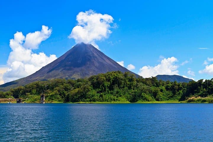 Arenal Volcano Kayak & Hot Springs Day Trip from San José photo 6
