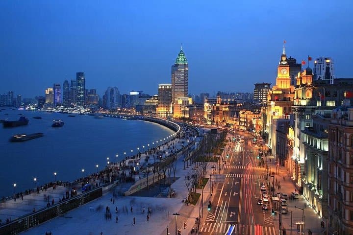 Shanghai Night Tour: Huangpu River Cruise, The Bund & Dinner Choices photo 1