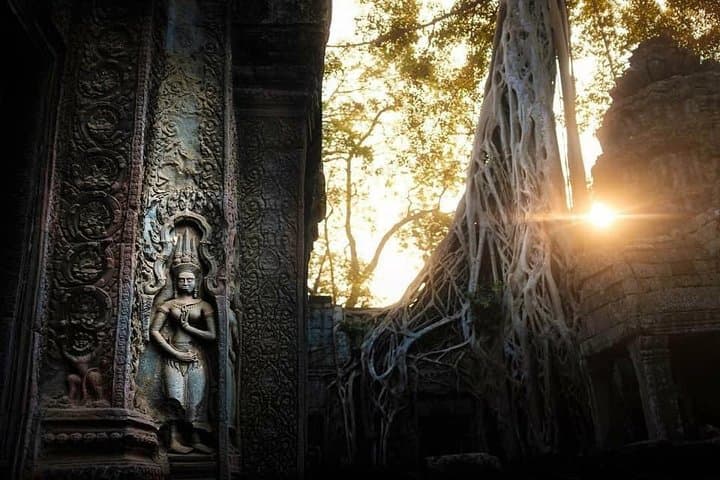 Angkor's Best Temples Day Tour from Siem Reap — Sunset at Pre Rup photo 5