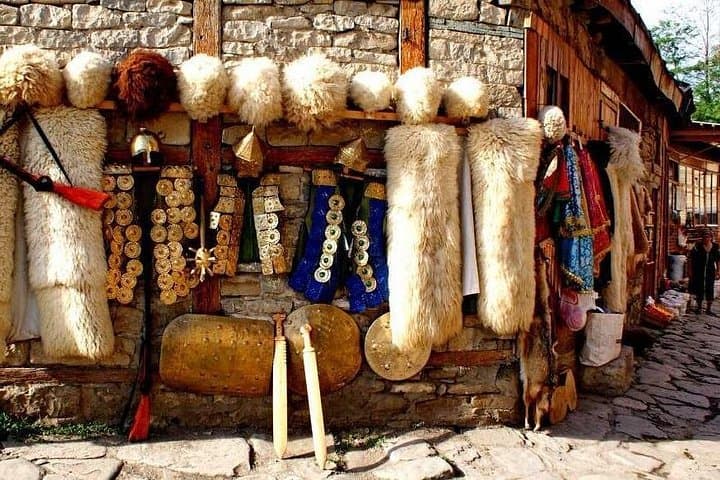 Shamakhi & Lahij Day Tour from Baku — Mountain Mausoleums, Gulistan Views & Lahij Crafts