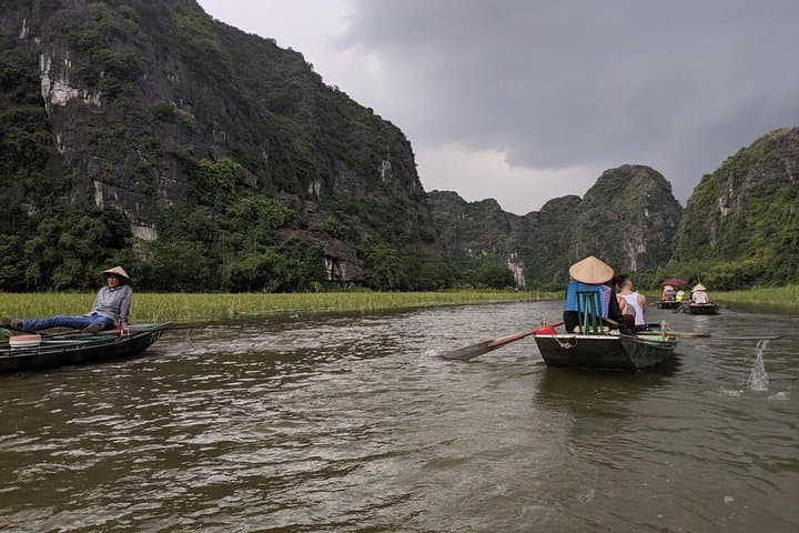 Ninh Binh Day Trip from Hanoi: Tam Coc Boat, Mua Cave Stair Climb & Hoa Lu History photo 5