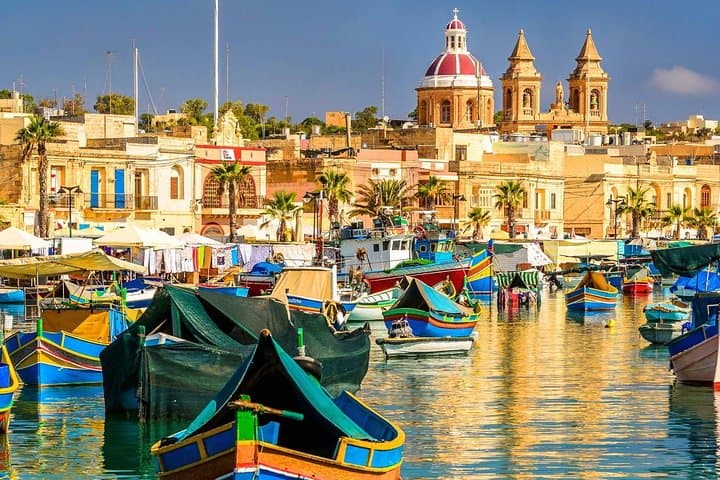 4-Hour Malta Highlights Tour: Mdina, Mosta, Ħaġar Qim & Blue Grotto