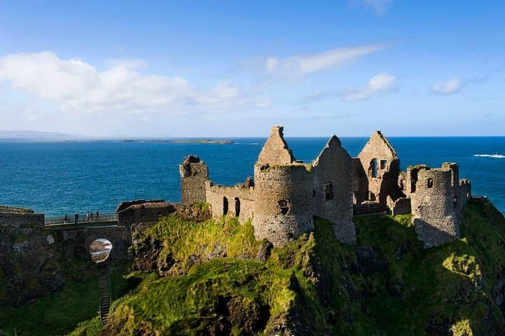 Giant's Causeway, Dark Hedges & Titanic Whiskey: Full-Day Coastal Tour from Dublin photo 6