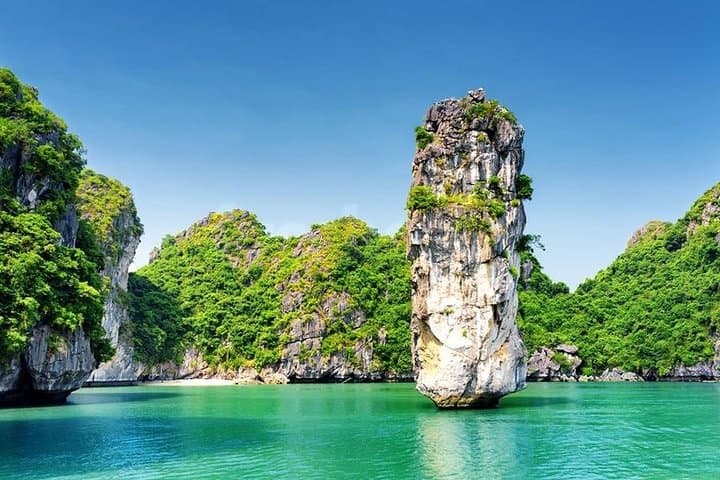 Halong Bay Full-Day Cruise: Kayak, Cave & Island Highlights from Hanoi photo 1
