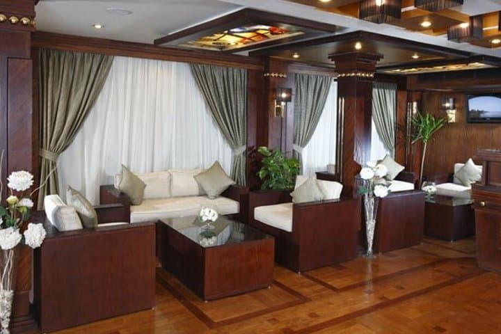 Dahabiya Nile Cruise from Luxor to Aswan — Slow-Sail Through Ancient Egypt photo 5