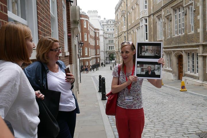 Bridget Jones Film Locations Walking Tour — London Two-Hour Guided Walk photo 5
