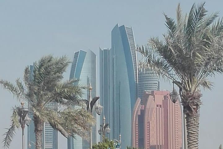 Private Abu Dhabi Day Tour: Sheikh Zayed Mosque, Louvre Abu Dhabi & Yas Photo Stops photo 3