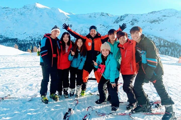 Private Matterhorn Skiing Day in Zermatt — Full-Day Instructor & Italy Runs photo 2