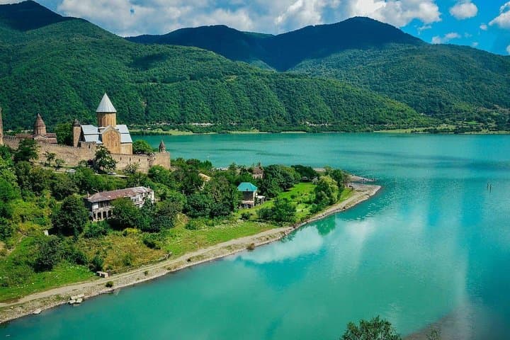 Kazbegi Mountain Tour: 2-Day Stepantsminda & Gergeti Church Adventure photo 2