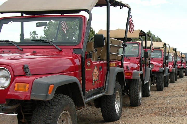Private Sedona Jeep Tour — Red Rock Panoramic & Doe Mesa 2-Hour Jeep Experience photo 2