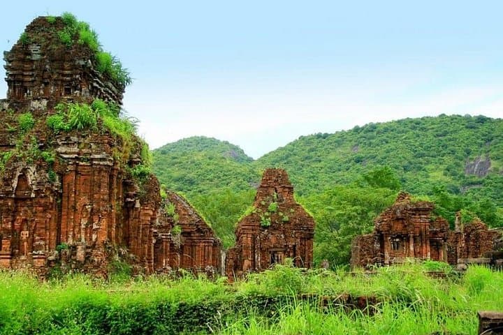 My Son Sanctuary & Hoi An Day Tour from Da Nang — Temples, Markets & Ancient Streets photo 2