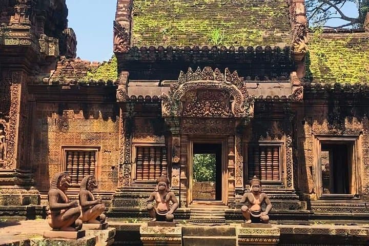 Full-Day Banteay Srei and 4-Temple Tour from Siem Reap photo 3