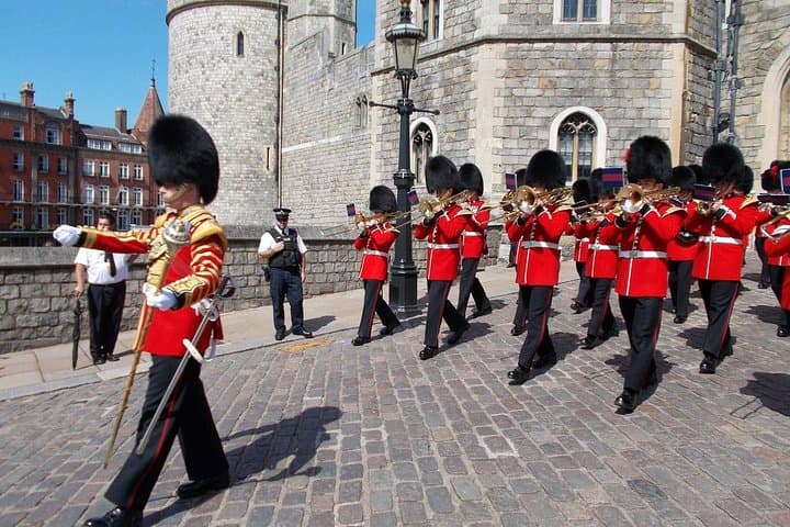 Private Shore Excursion: Southampton to Windsor Castle in 5 Hours photo 5