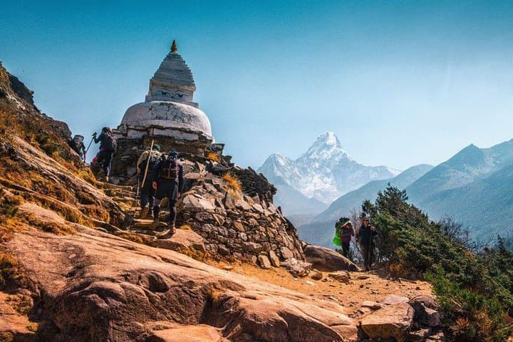 Everest Three Pass Trek: 18-Day High-Altitude Crossing of Kongma La, Cho La & Renjo La photo 2