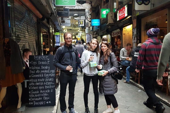 Melbourne Sights & Sounds Private Tour: City Laneways, Markets & Beach Boxes photo 4