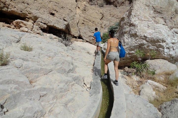 Wadi Shab Trek and Swim: Full-Day Adventure from Muscat photo 6